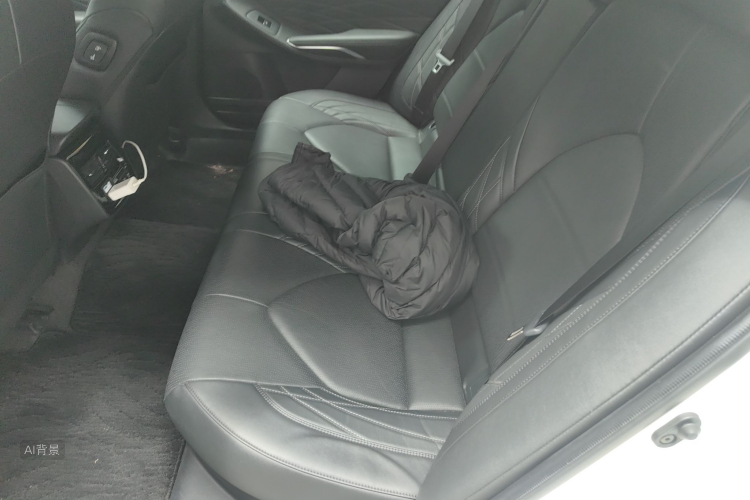 Toyota Avalon 2021 car image #19