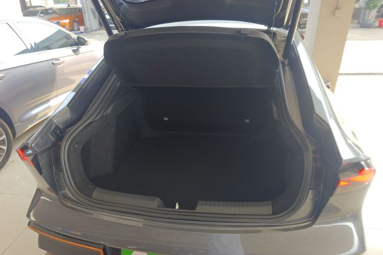 Changan UNI-V 2023 immagine di auto #19