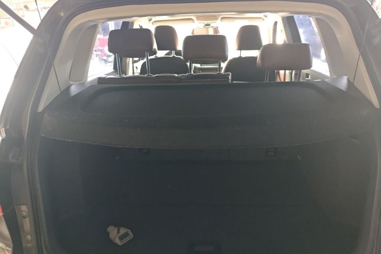 Volkswagen Tiguan 2015 car image #19