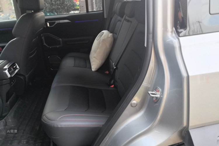 Jetour Traveller 2024 car image #19