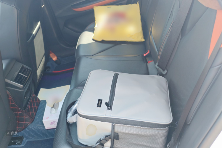 Changan UNI-V 2023 immagine di auto #19