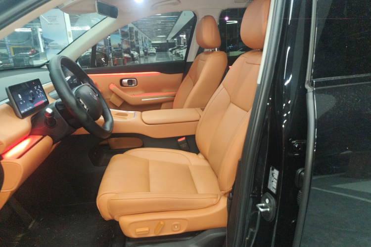 Leapmotor C16 2025 car image #19