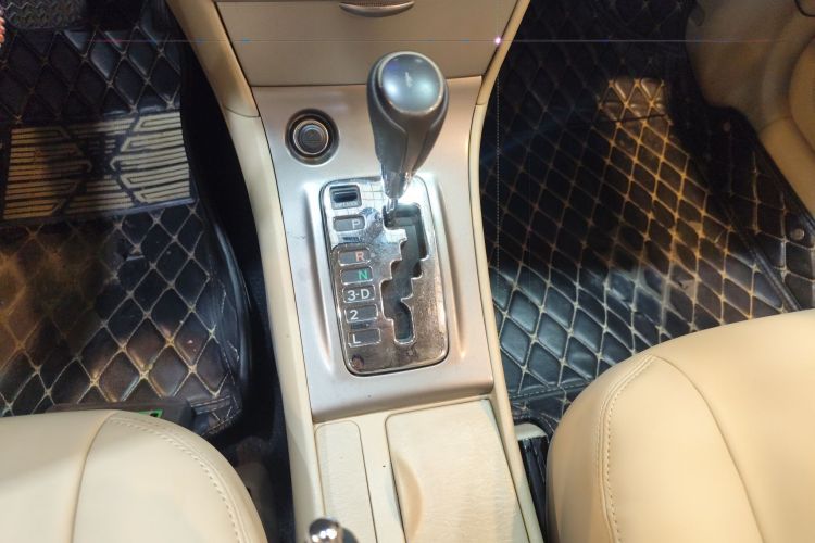 Toyota Corolla (Classic) 2015 car image #19