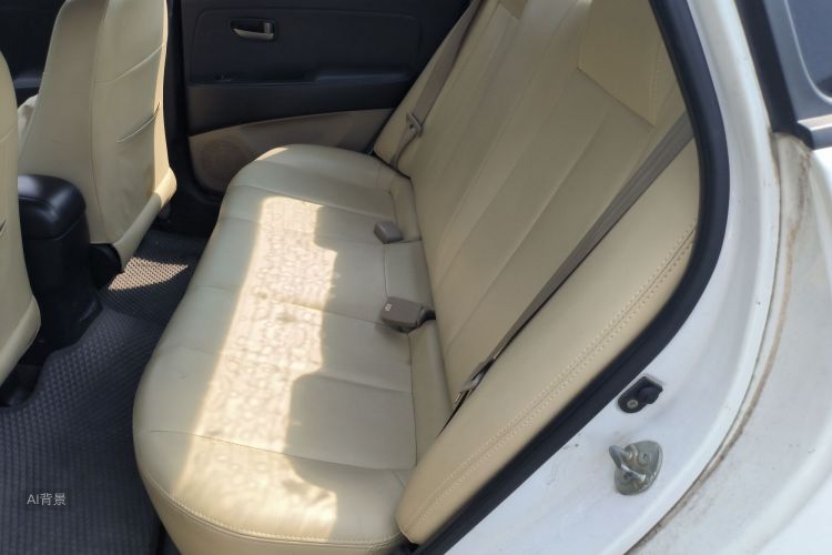 Hyundai Elantra HD 2014 immagine di auto #19