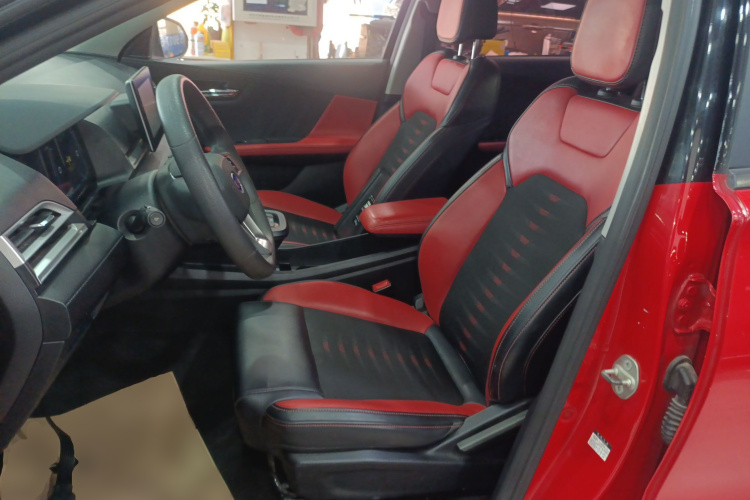 BYD e2 2019 imagem de carro #19