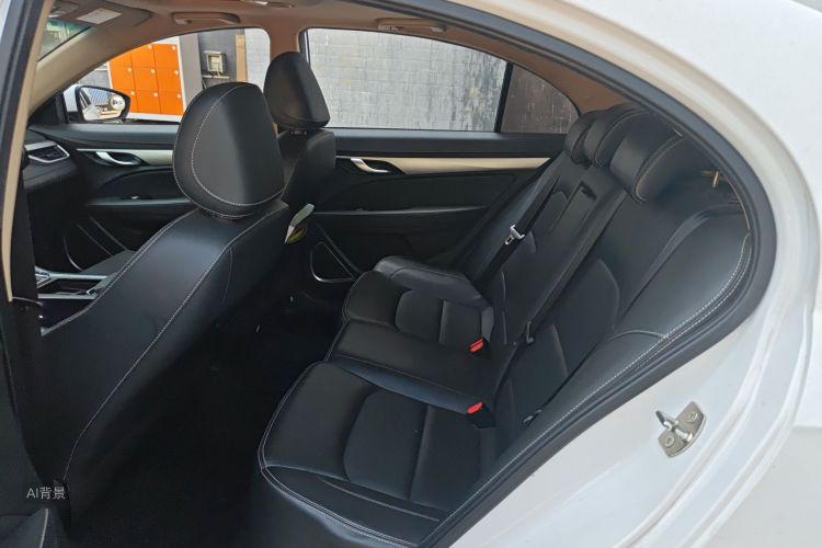 GEELY Emgrand 2019 #19 GEELY Emgrand 2019 car image #19