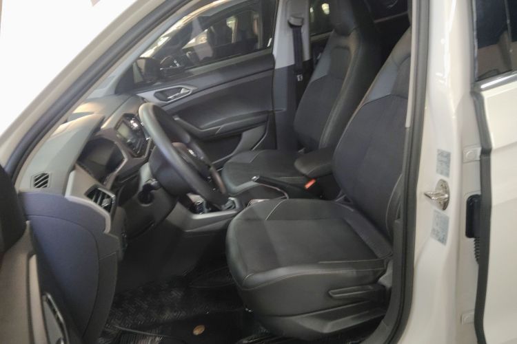 Volkswagen T-Cross 2020 car image #19