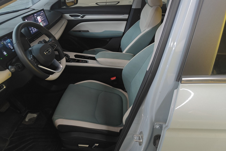 GEELY Emgrand L HiP 2023 imagem de carro #19