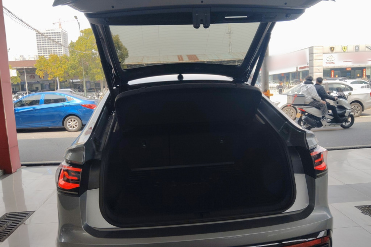 Volkswagen Tiguan X 2023 car image #19