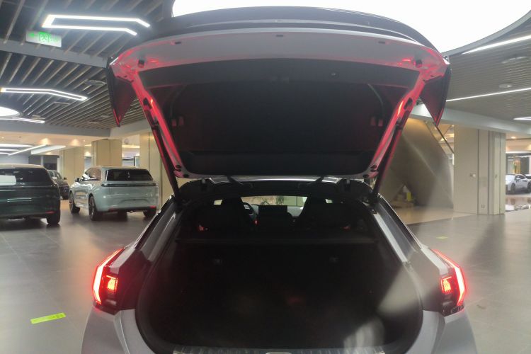 极氪 极氪001 FR 2024 汽车图片 #19