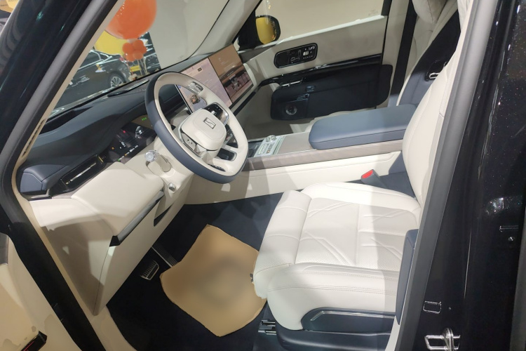 极氪 极氪9X 2026 汽车图片 #19