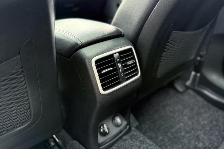 Kia KX5 2017 صورة سيارة #19