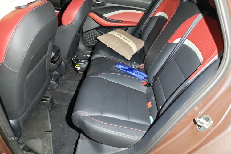 5 2023 car image #19