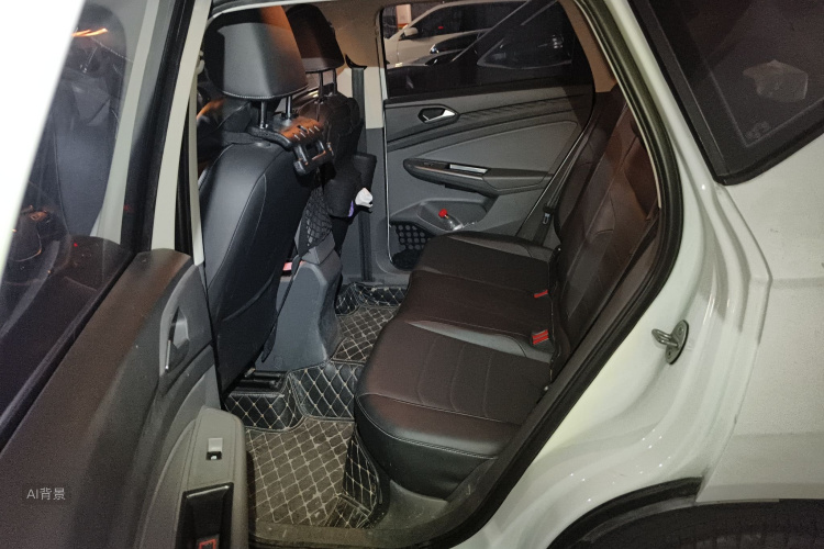 VS5 2020 car image #19