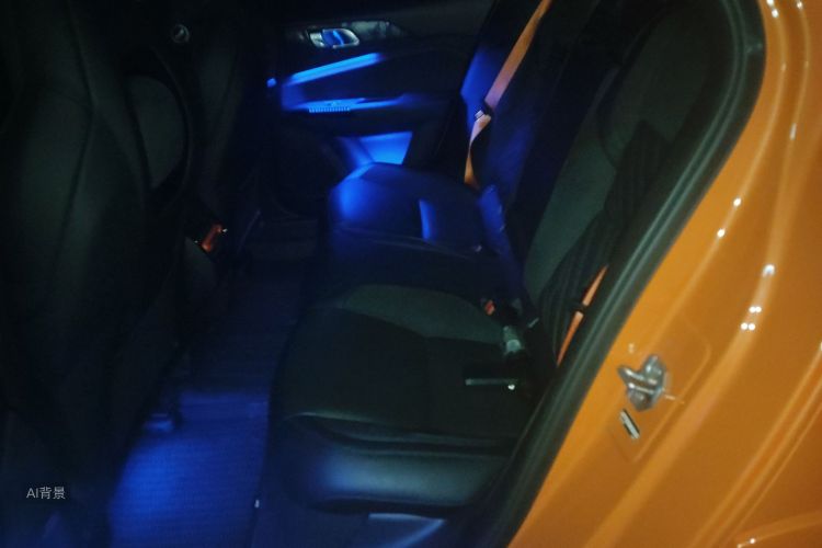 Lynk & Co 2021 #19 Lynk & Co 2021 car image #19