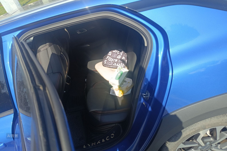 Lynk & Co 02 2020 car image #19