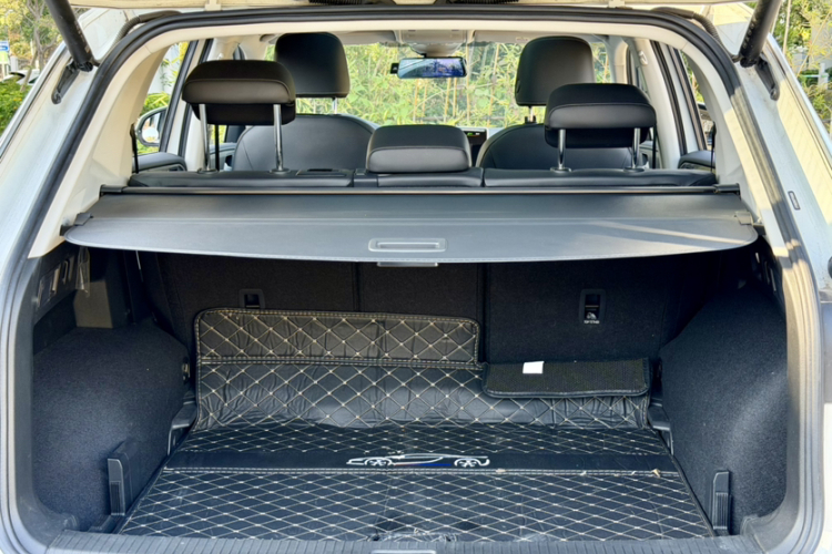 Volkswagen Tayron 2023 immagine di auto #19