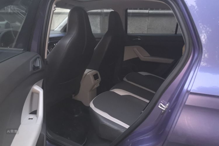 Volkswagen T-Cross 2019 #19 Volkswagen T-Cross 2019 car image #19