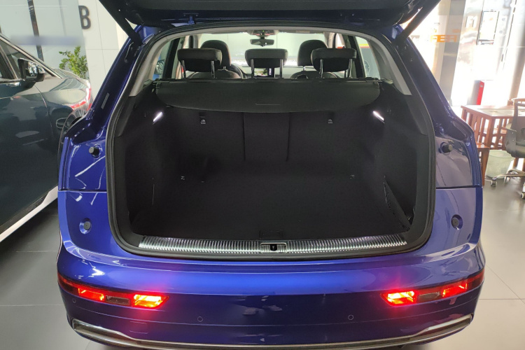 Audi Q5L 2019 صورة سيارة #19