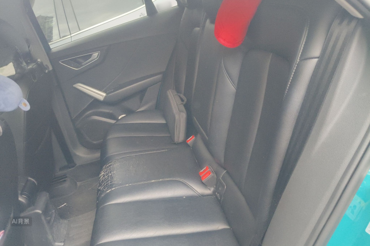 Q2L 2020 car image #19