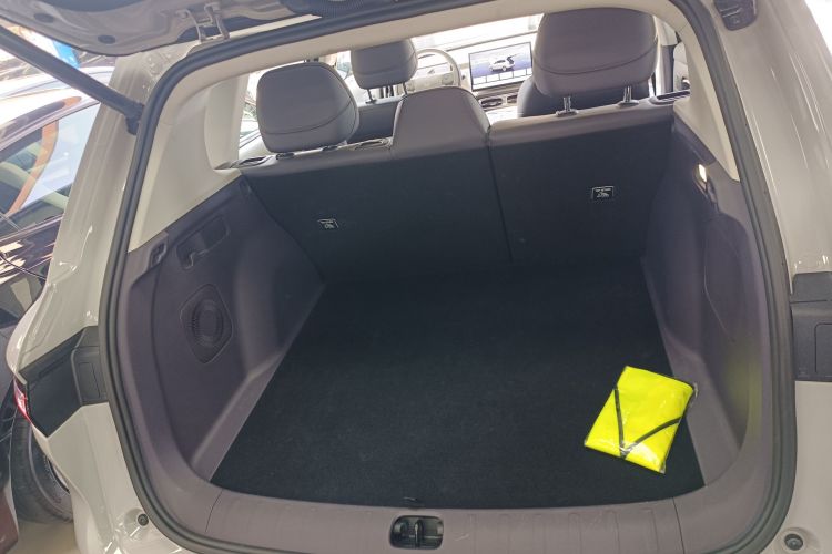 零跑汽车 零跑B10 2025 汽车图片 #19