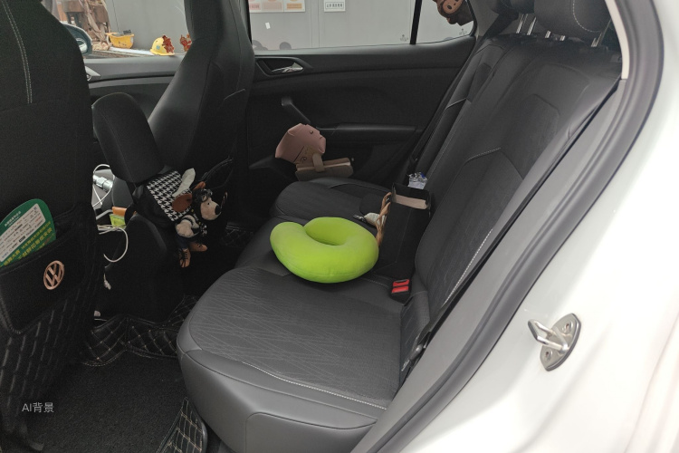 Volkswagen T-Cross 2020 car image #19