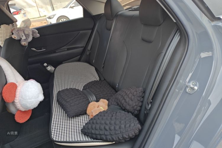 Hyundai Elantra 2022 imagen de coche #19