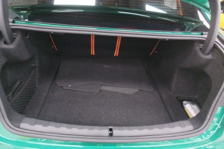 BMW M3 2025 image de voiture #19