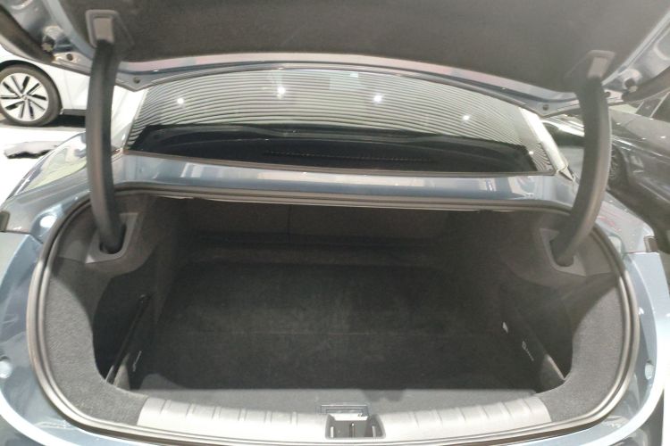 极氪 极氪007 2024 汽车图片 #19