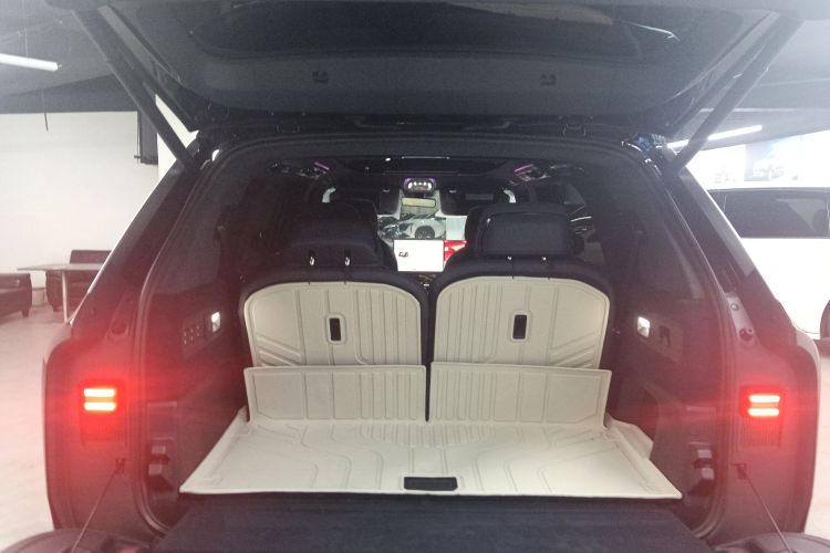 极氪 极氪9X 2026 汽车图片 #19