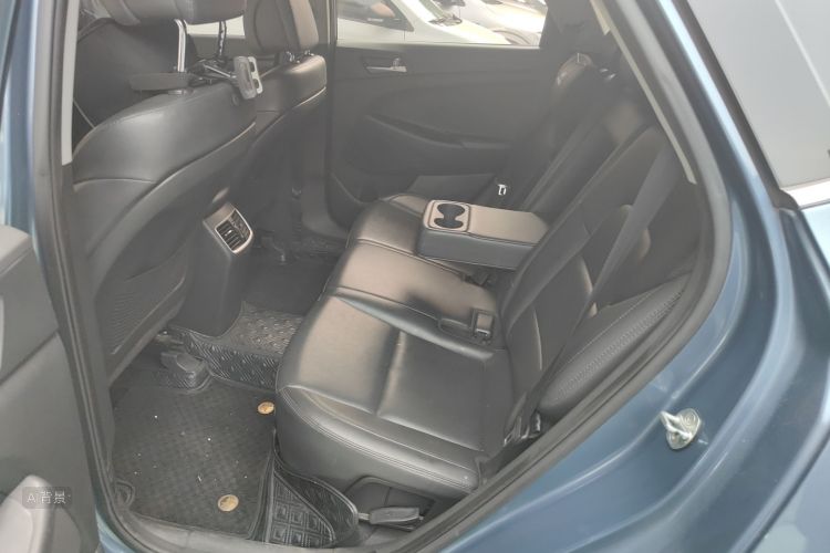 Hyundai Tucson 2016 صورة سيارة #19