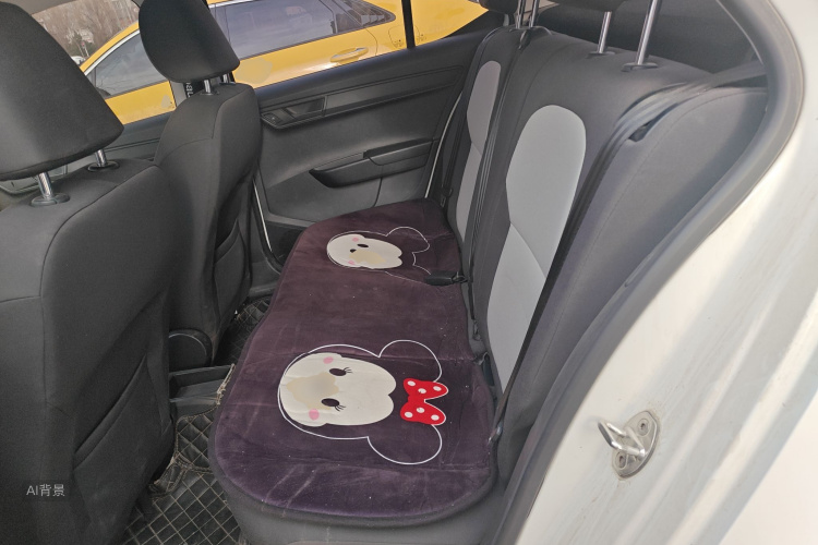 Skoda Fabia 2016 immagine di auto #19