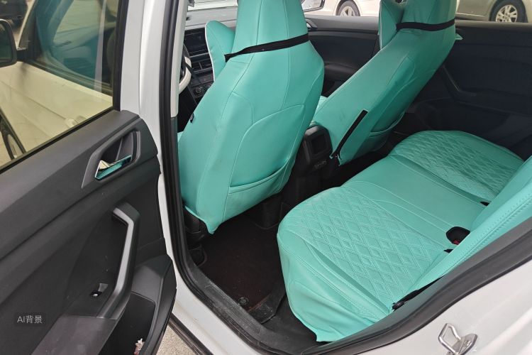 Volkswagen T-Cross 2020 car image #19