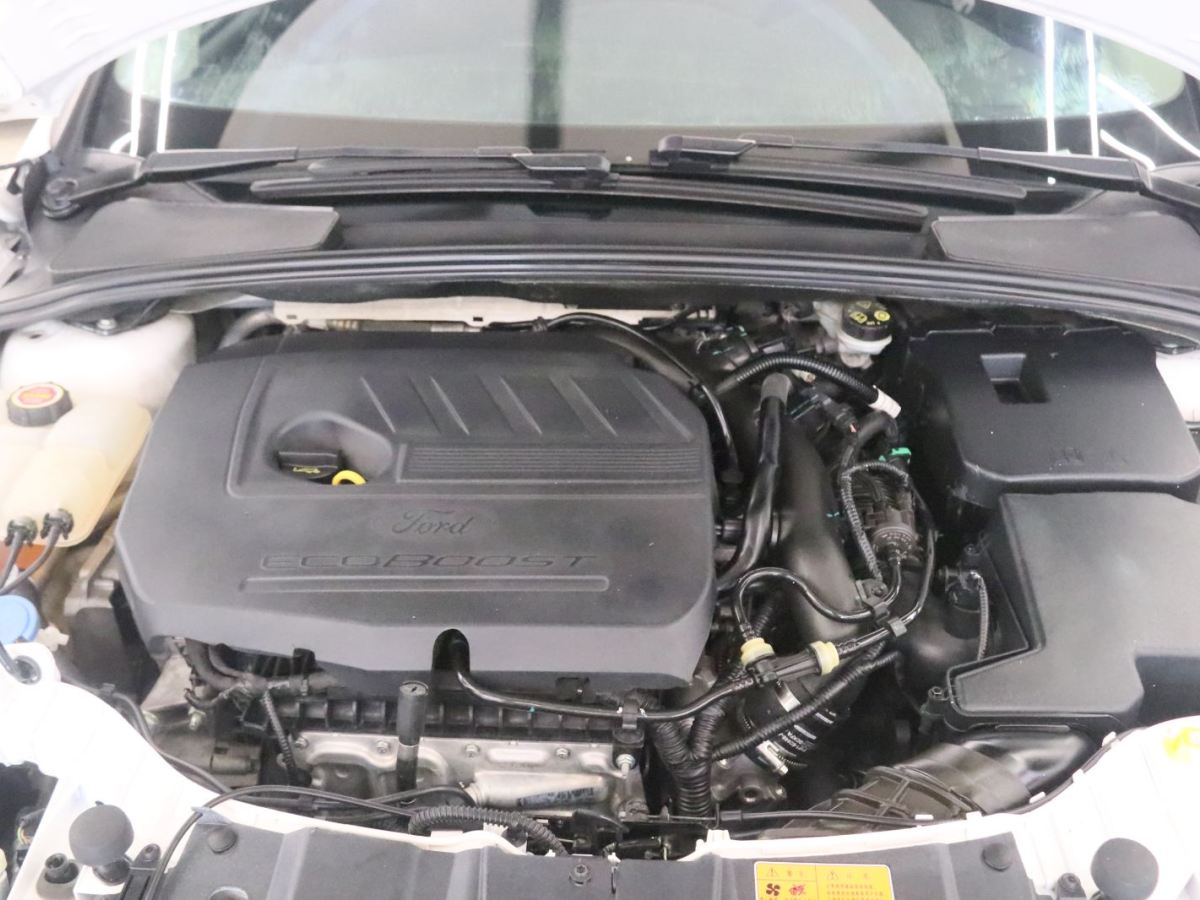 Ford Focus (Imported) 2017 صورة سيارة #19