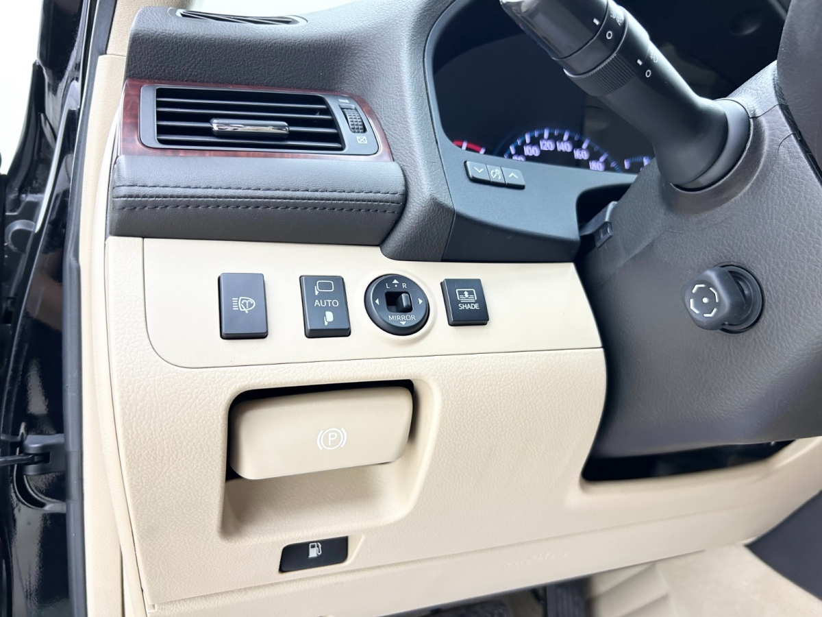 丰田 皇冠 2010 汽车图片 #19