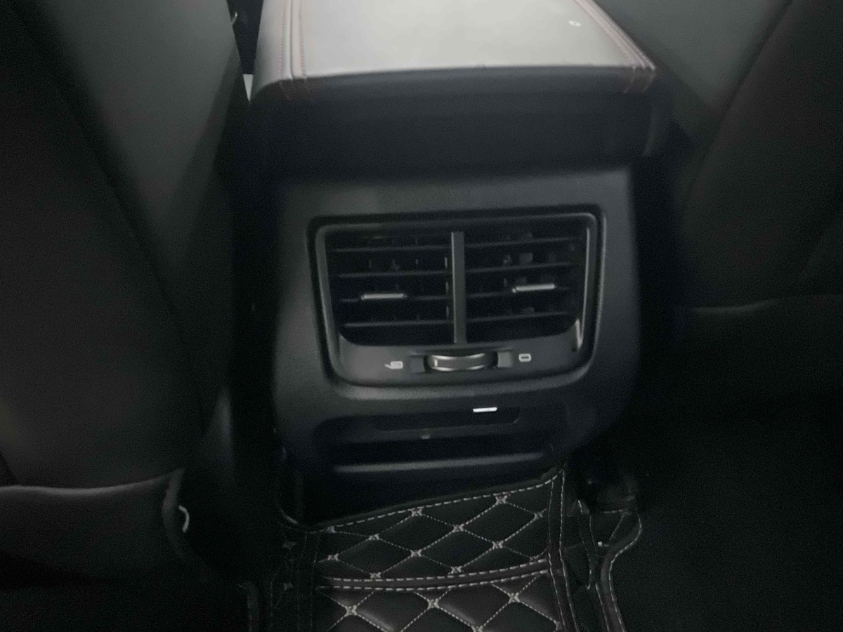 GEELY Tugella S 2022 #19 GEELY Tugella S 2022 car image #19