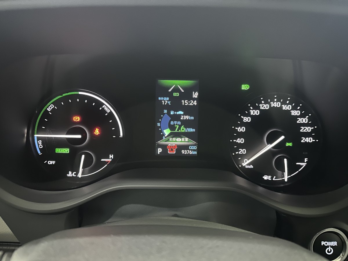 Toyota Granvia 2024 car image #19