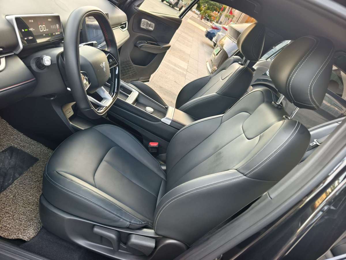 哪吒汽车 哪吒X 2024 #19 哪吒汽车 哪吒X 2024 汽车图片 #19