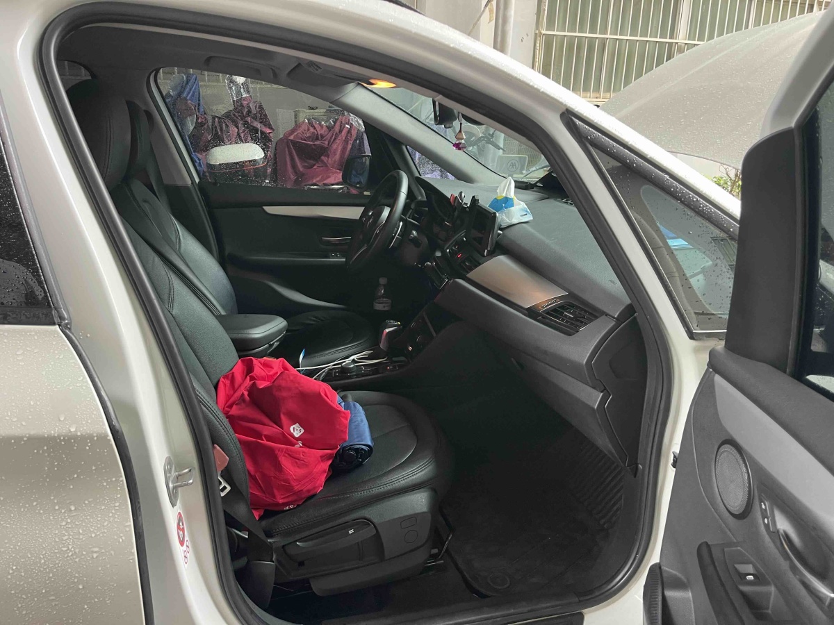 BMW 2 Series Tourer 2017 car image #19