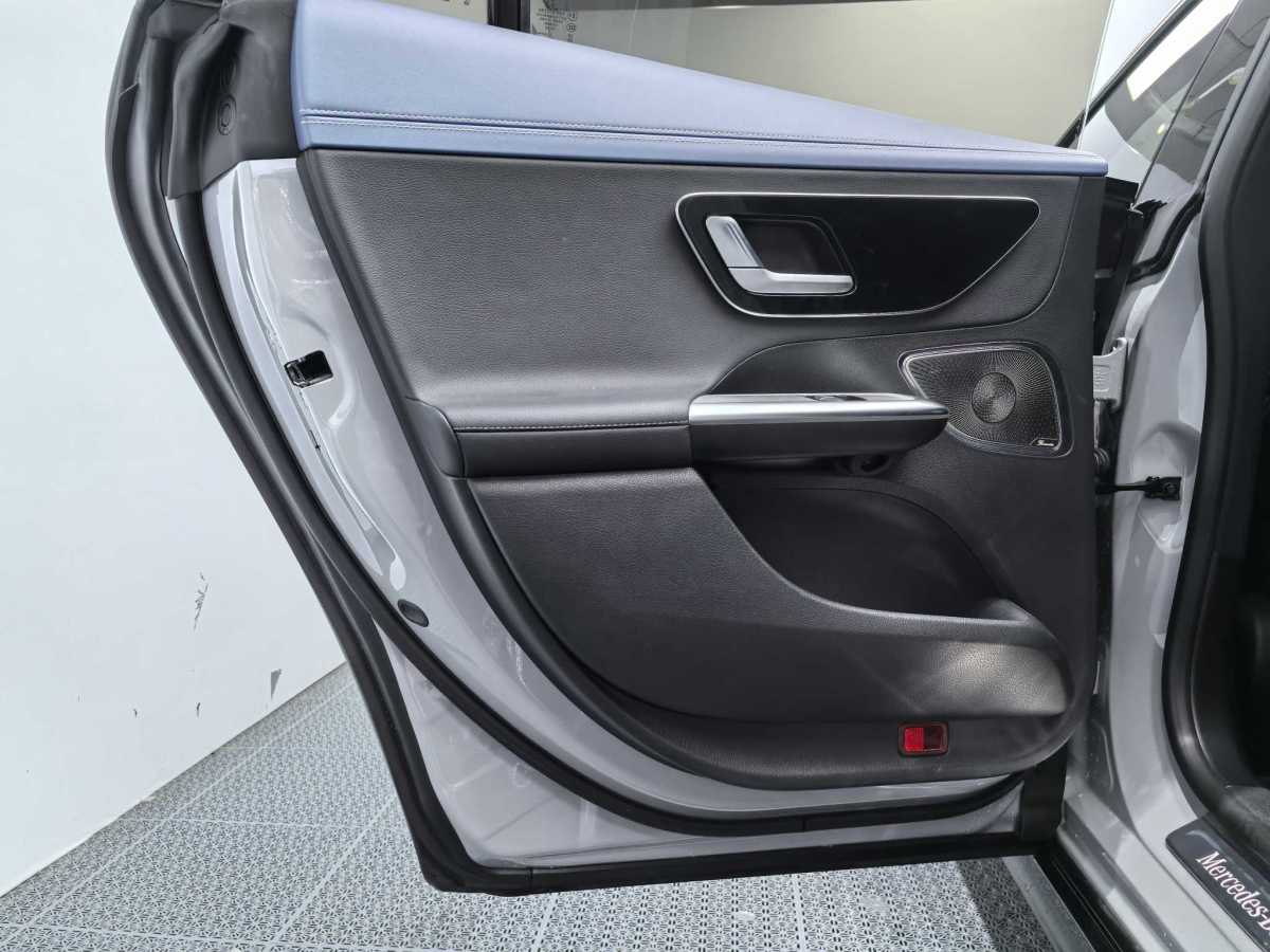 Mercedes-Benz EQE Class 2022 #19 Mercedes-Benz EQE Class 2022 immagine di auto #19