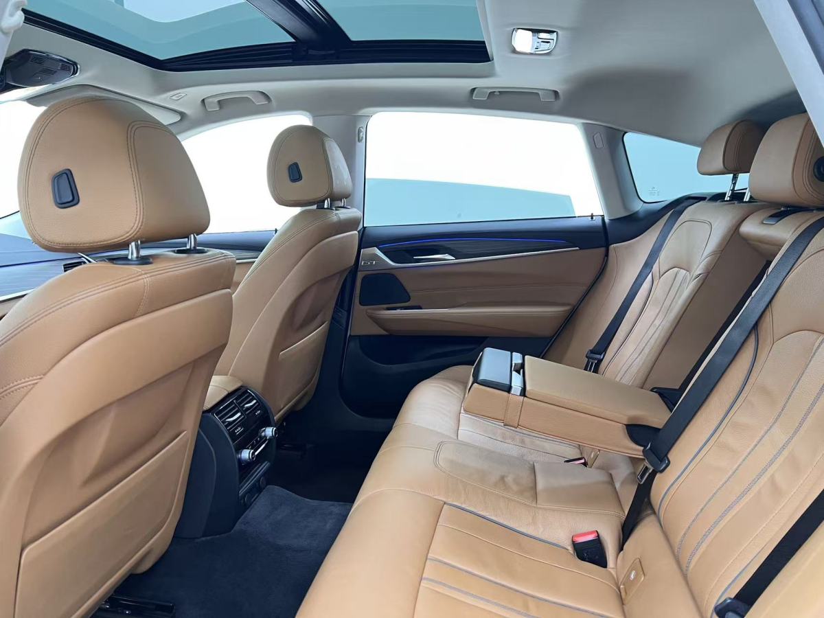 BMW 6 Series GT 2019 car image #19