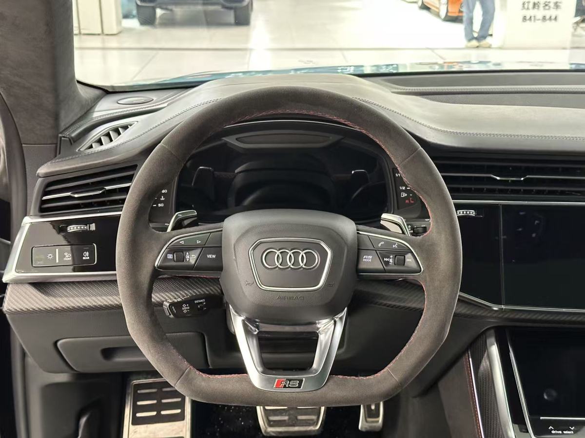 Audi RS Q8 2021 #19 Audi RS Q8 2021 car image #19