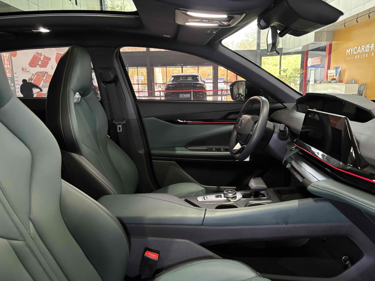 Changan UNI-V iDD 2024 car image #19