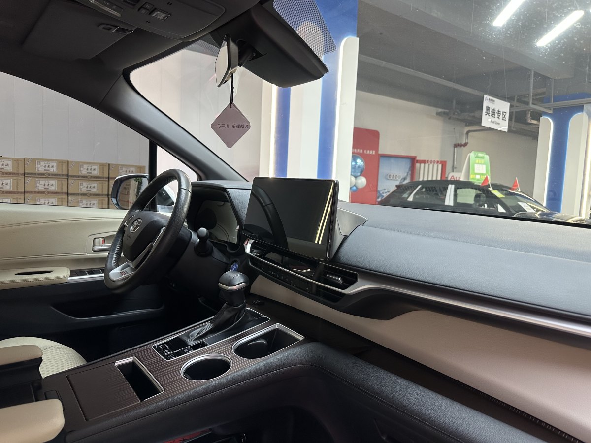 Toyota Granvia 2024 #19 Toyota Granvia 2024 immagine di auto #19