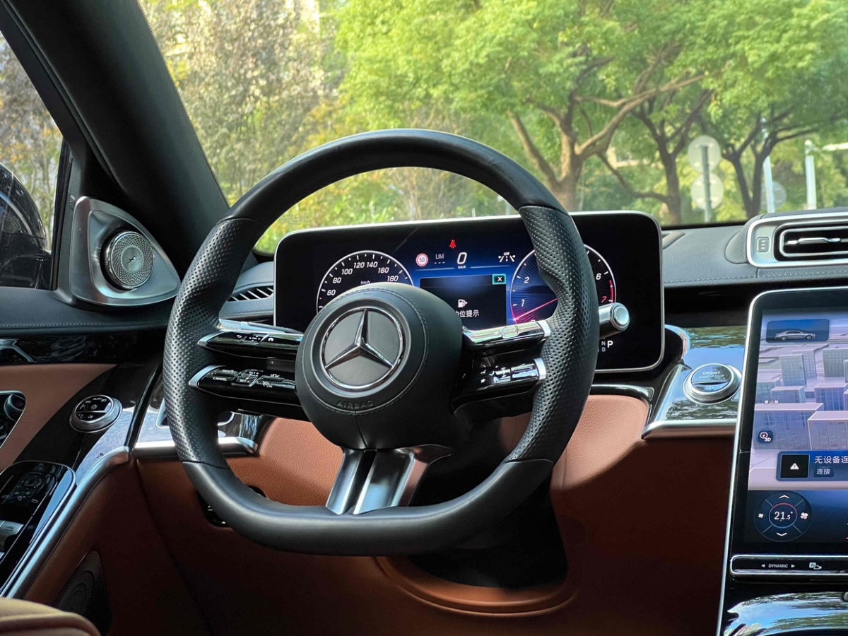 Mercedes-Benz GL AMG 2023 immagine di auto #19