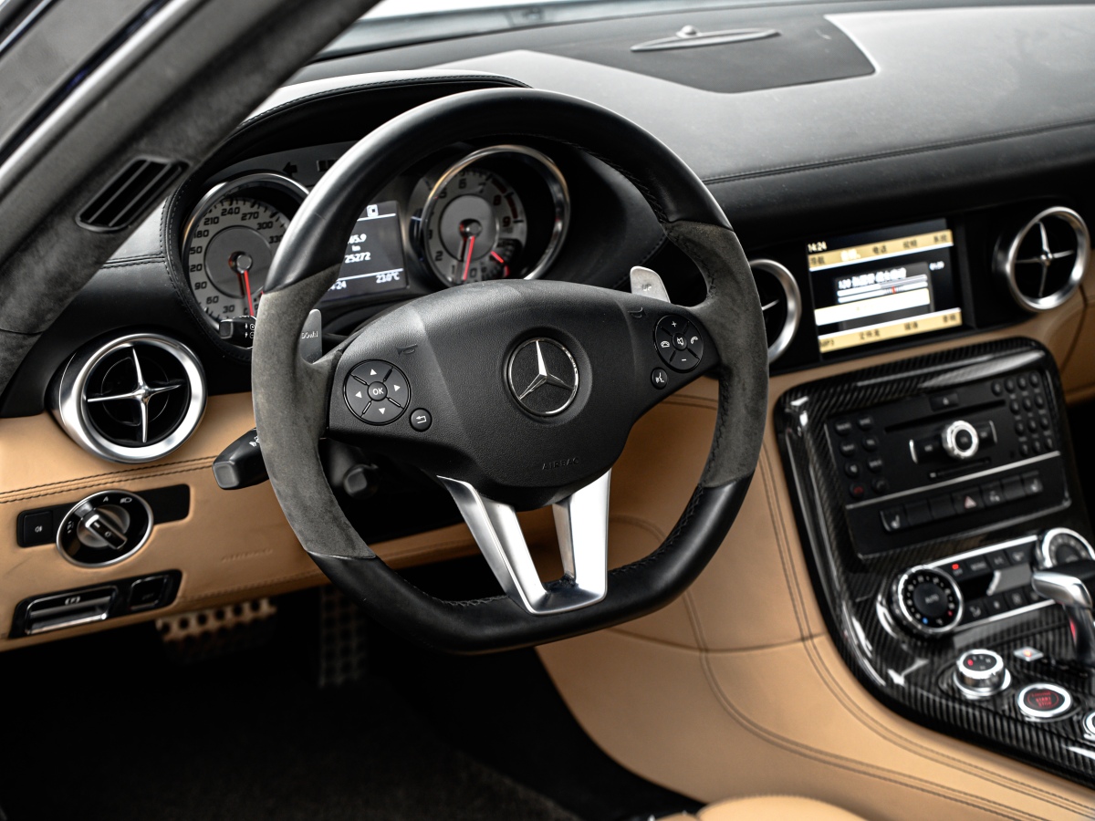 Mercedes-Benz SLS AMG 2013 صورة سيارة #19