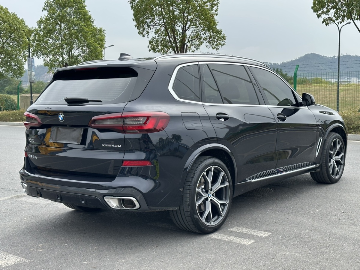 BMW X5 2023 car image #19