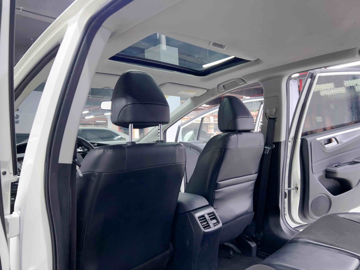 Honda Jade 2015 #19 Honda Jade 2015 car image #19