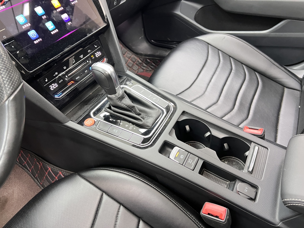 Volkswagen CC (FAW-Volkswagen) 2022 صورة سيارة #19