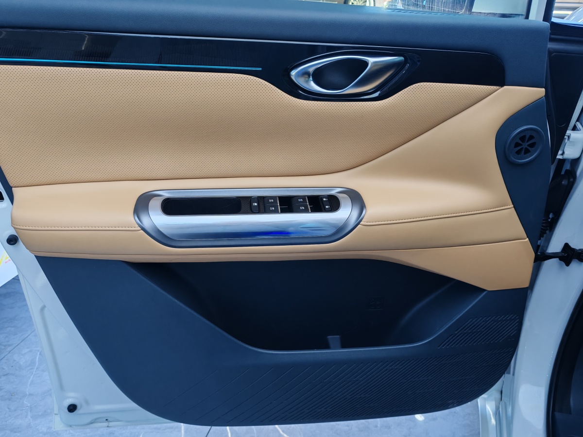 GAC Trumpchi E8 New Energy 2025 #19 GAC Trumpchi E8 New Energy 2025 car image #19